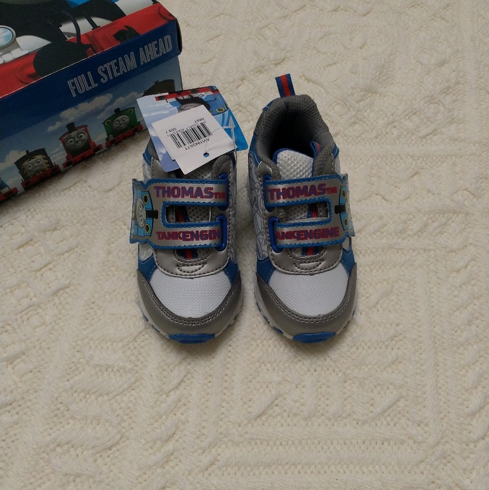 Thomas Sneakers